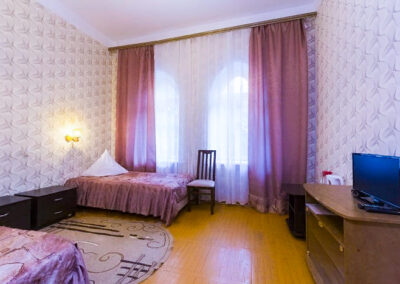 Номер 2 местный 1 комнатный 3 категории (2 тип) в санатории Целебный ключ в Ессентуках - фотография