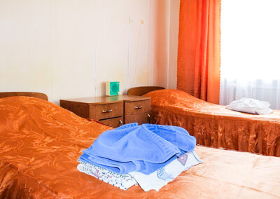 Номер 2 местный 1 комнатный 3 категории (3 тип) в санатории Целебный ключ в Ессентуках - фотография