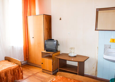 Номер 2 местный 1 комнатный 3 категории (3 тип) в санатории Целебный ключ в Ессентуках - фотография