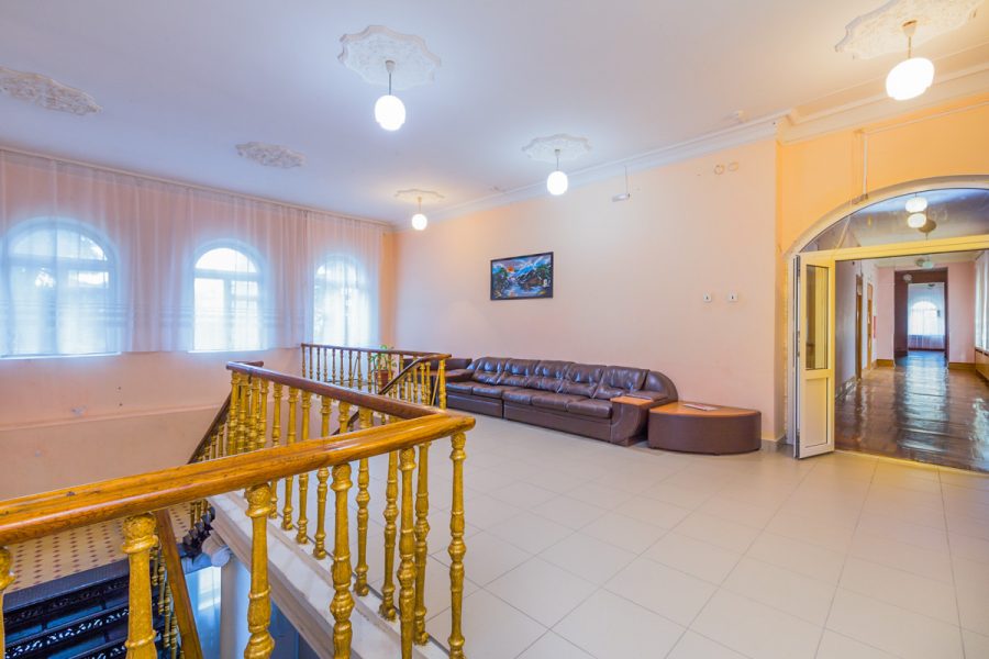 Холл на верхнем этаже в санатории Целебный Ключ город Ессентуки - фотография