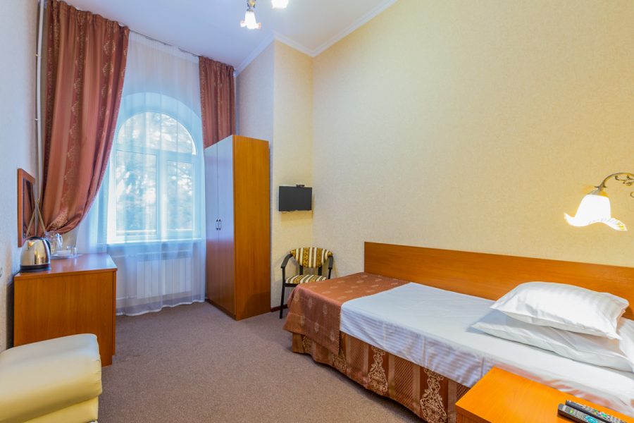 Номер 1 местный 1 комнатный 1 категории новый малогабаритный в санатории Целебный ключ город Ессентуки - фотография