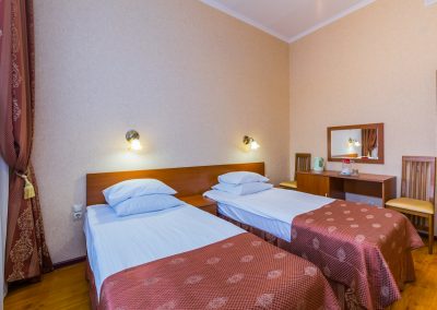 Номер 2 местный 1 комнатный 1 категории новый в санатории Целебный ключ город Ессентуки - фотография