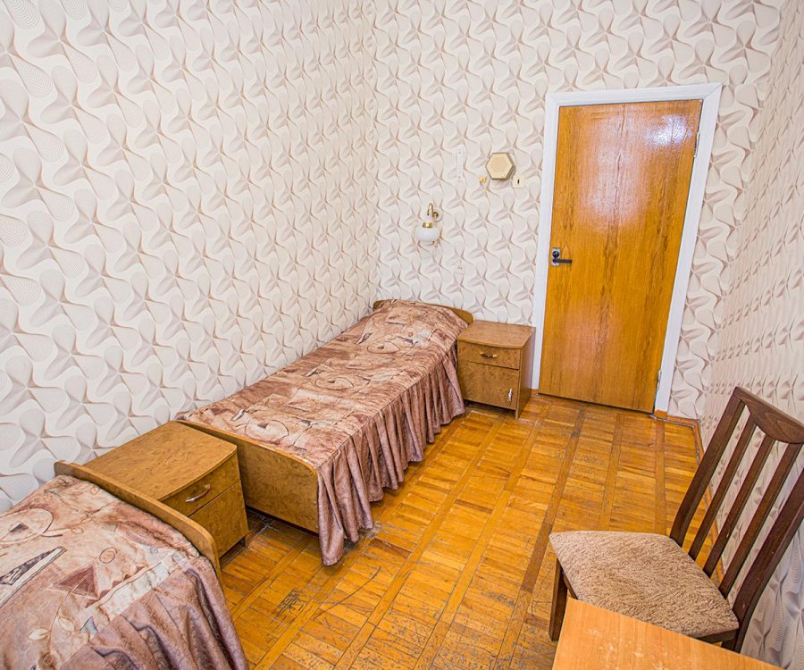Номер 2 местный 1 комнатный 2 категории в санатории Целебный ключ город Ессентуки - фотография
