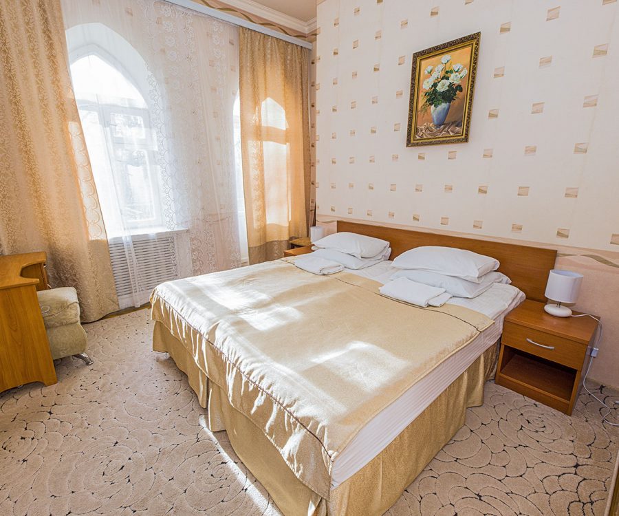Номер Люкс 2 местный 2 комнатный в санатории Целебный ключ город Ессентуки - фотография