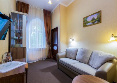 Номер Люкс 2 местный 2 комнатный новый в санатории Целебный ключ город Ессентуки - фотография