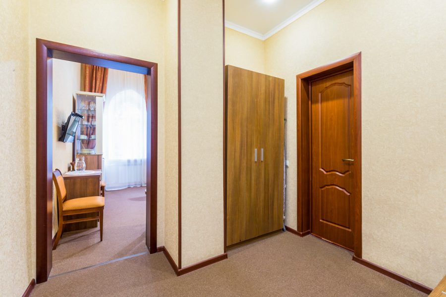 Номер Люкс 2 местный 2 комнатный новый в санатории Целебный ключ город Ессентуки - фотография