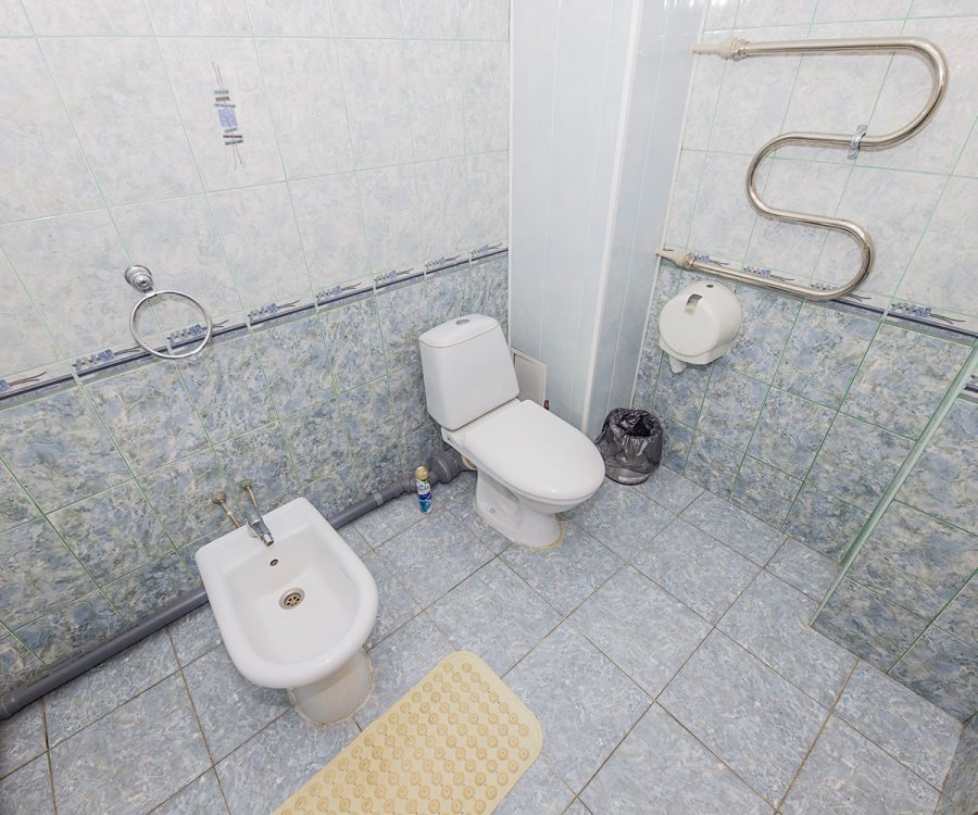 Ванная комната в номере Люкс 2 местный 2 комнатный в санатории Целебный ключ город Ессентуки - фотография