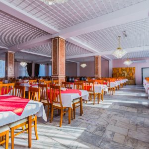 Обеденный зал в санатории Целебный Ключ город Ессентуки - фотография