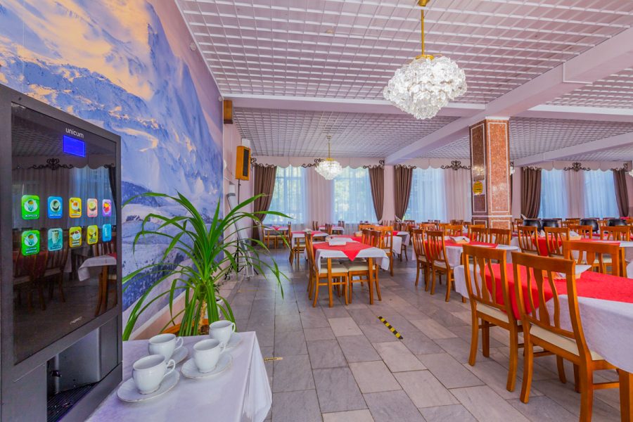 Обеденный зал в санатории Целебный Ключ город Ессентуки - фотография